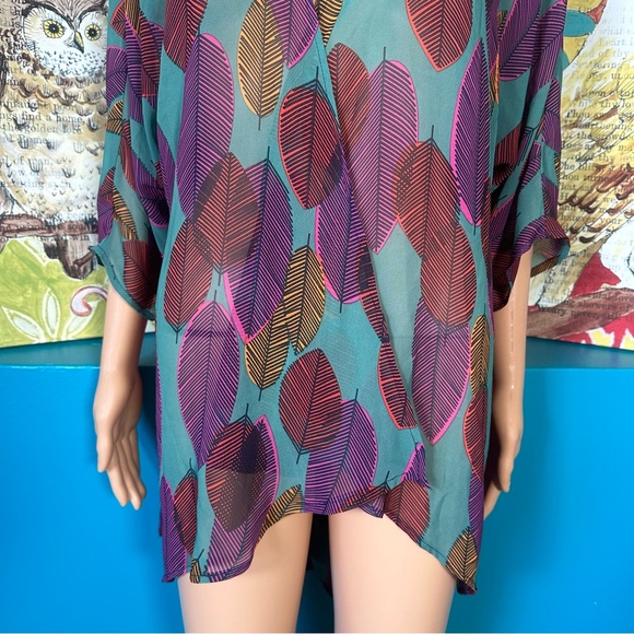 LULAROE Lindsay Women's Sheer Kimono Size Small Floral Leaves Feathers - Picture 3 of 7